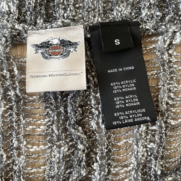 Harley-Davidson Split Back V-Neck Open Stitch Gray Sweater Size Small *H15 - Picture 4 of 4